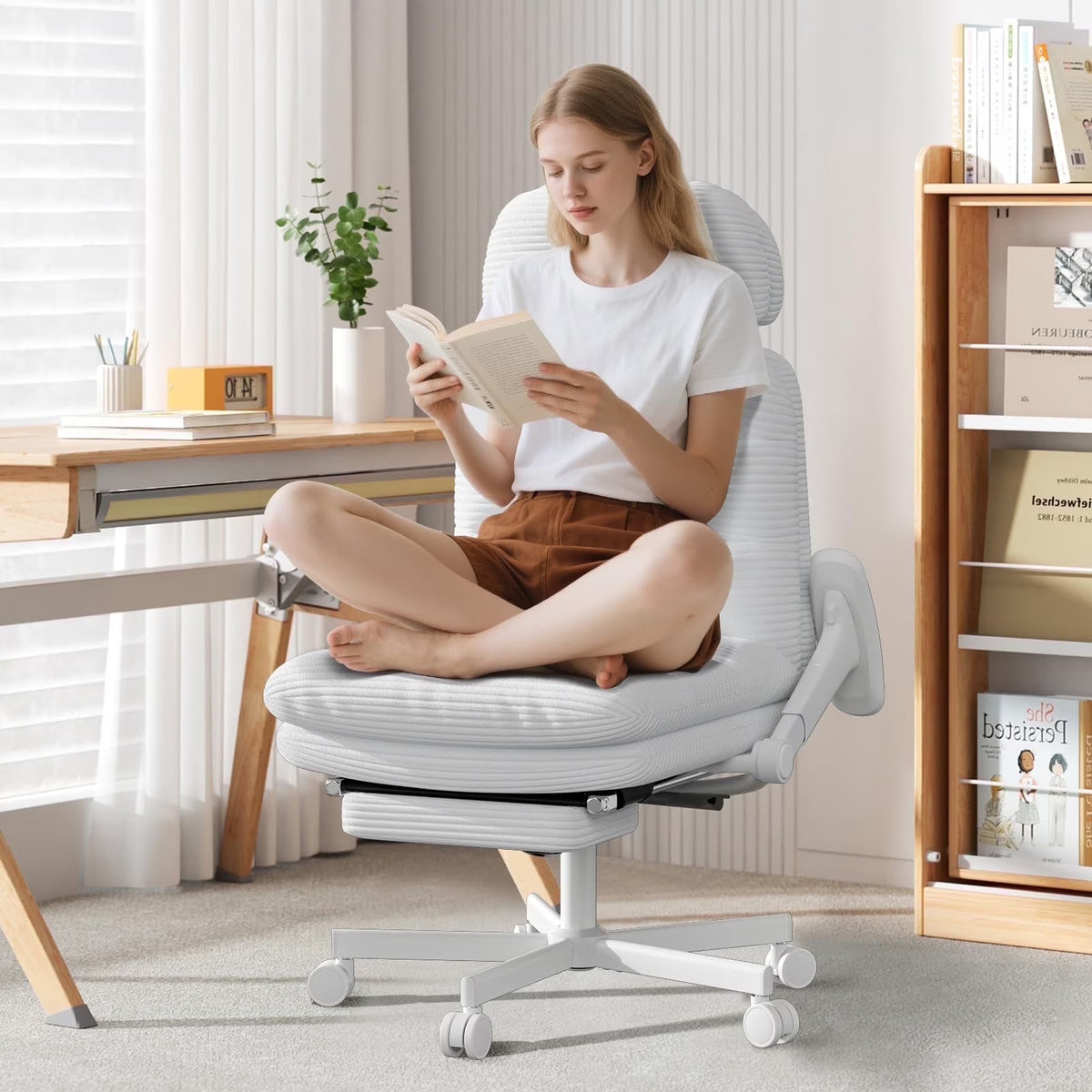Solfway Criss Cross Chair with Wheels & Flip-up Arms, Executive Office Chair with Foot Rest, Swivel Cross Legged Office Chair, White Corduroy Fabric Comfy Computer Desk Chair, Vanity Chair for Home