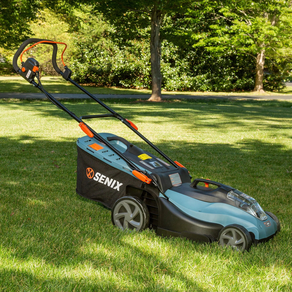 SENIX 58V Max* 15-inch Cordless Brushless Lawn Mower, 2.5 Ah Lithium-Ion Battery and Charger Included, LPPX5-L