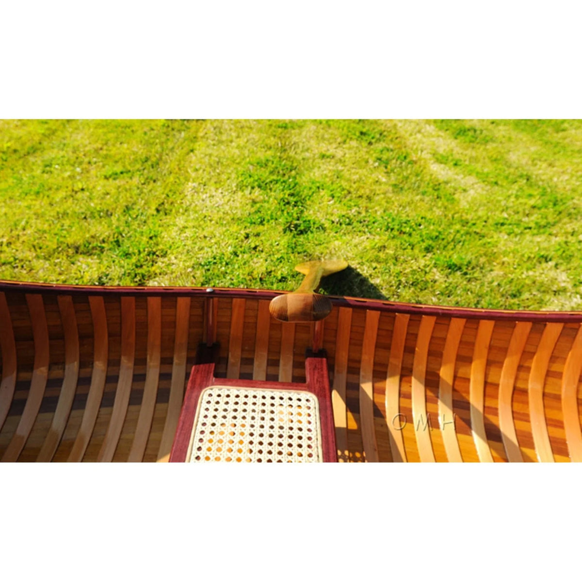 6 feet canoe with ribs