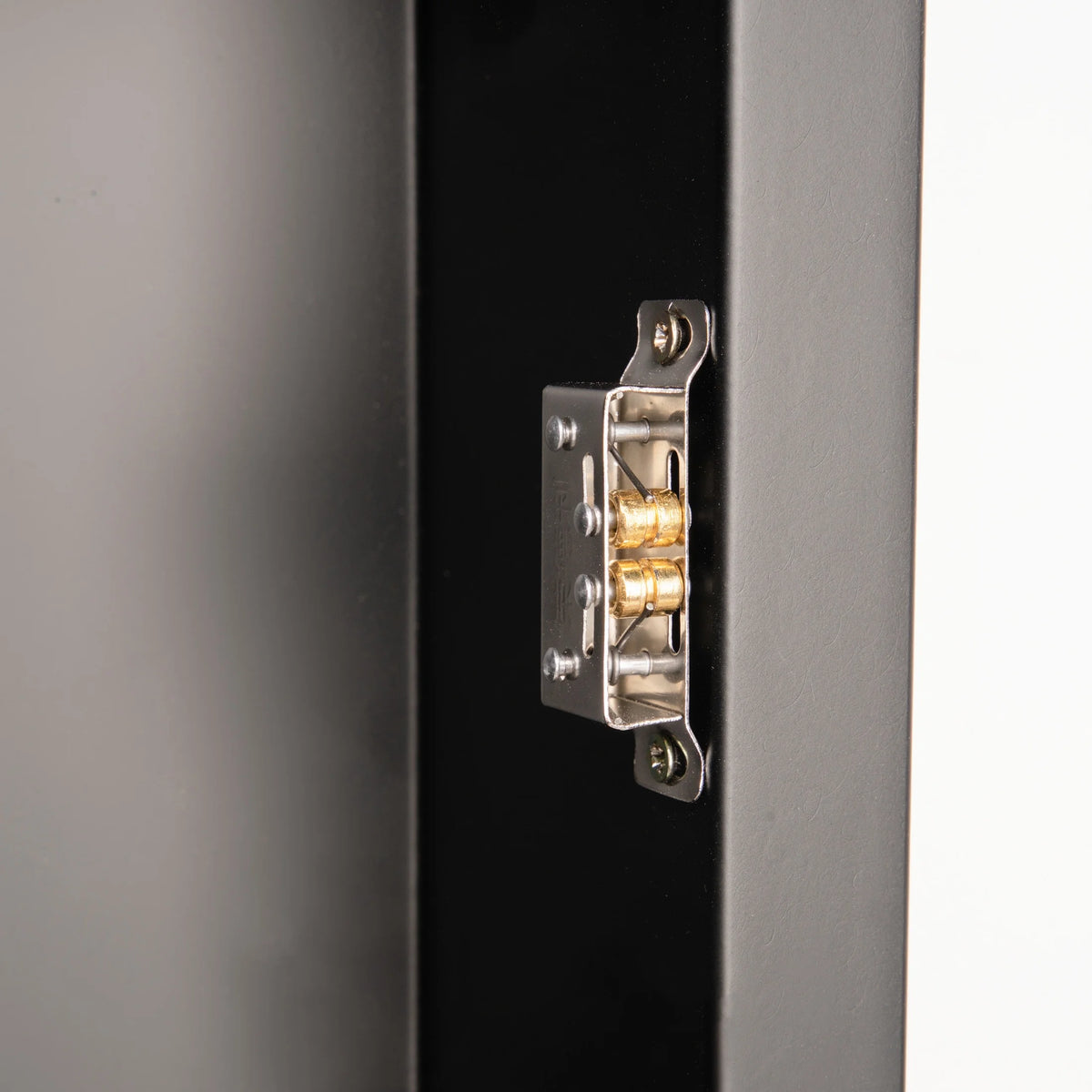 Merrick Lane 24" x 30" Reversible Bathroom Wall Medicine Cabinet with Rounded Rectangular Beveled Mirror and Black Metal Frame and Shelves