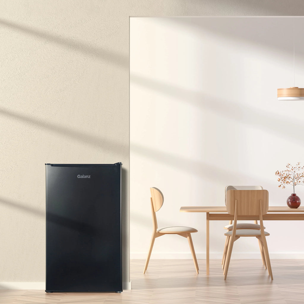 Galanz 3.3 Cu ft One Door Mini Fridge, Black Estar, New