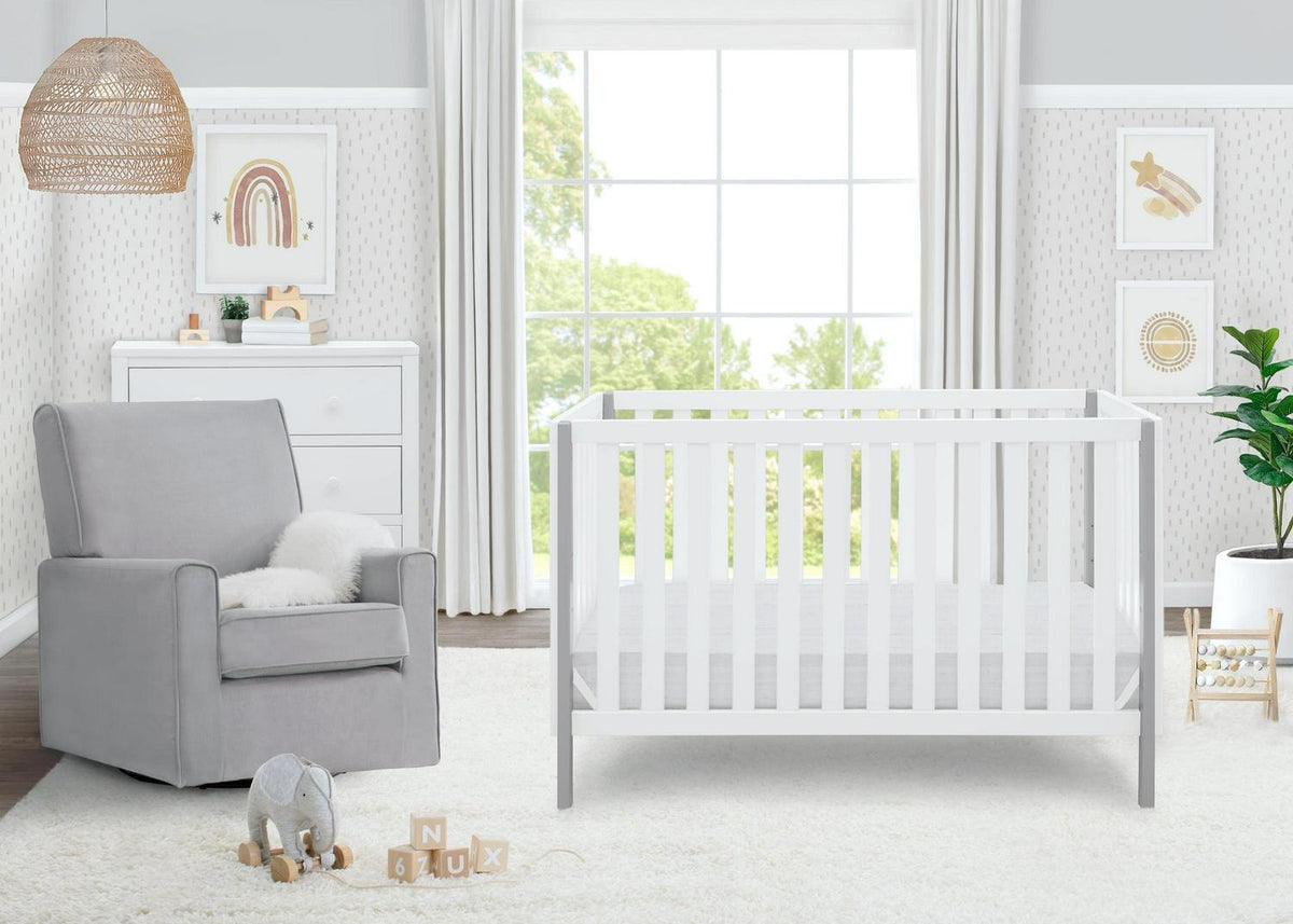 Delta Children Milo 3-in-1 Convertible Crib. Greenguard Gold Certified. Bianca White/Grey