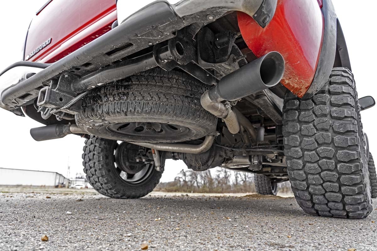 Rough Country Dual Cat-Back Exhaust for 99-06 Chevy/GMC 1500