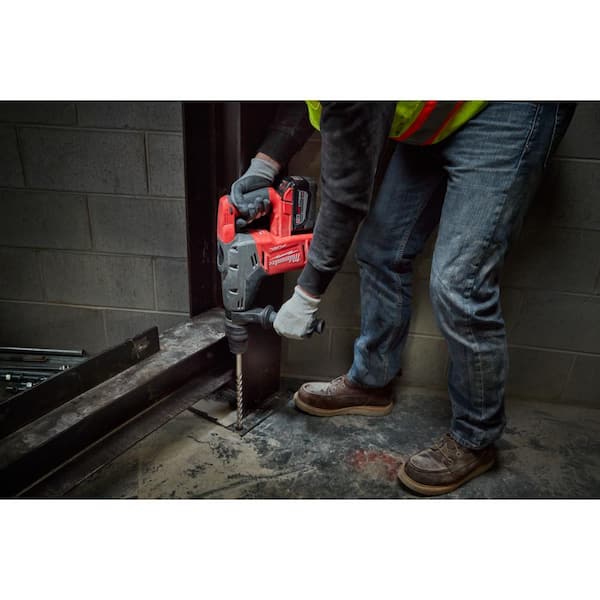 M18 FUEL 18V Lithium-Ion Brushless Cordless 1-9/16 in. SDS-Max Rotary Hammer Kit w/ Two 8.0Ah Batteries & Hard Case