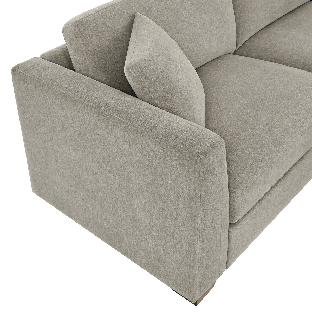 Thomasville Walsen Sectional with Storage Ottoman