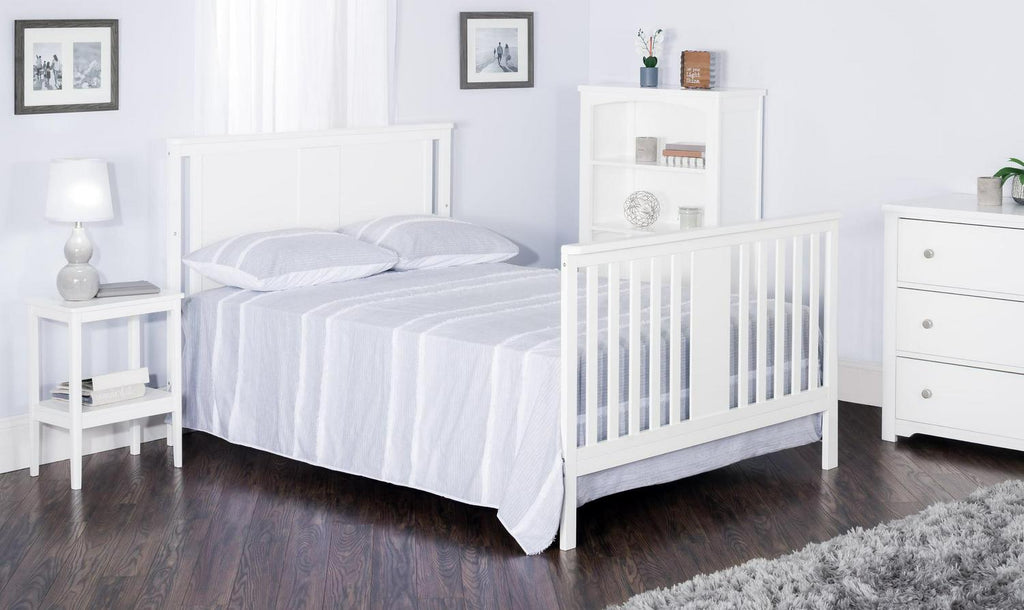 Child Craft Quincy 4-in-1 Convertible Crib. Baby Crib Converts to Day Bed. Toddler Bed and Full Size Bed. 3 Adjustable Mattress Positions. Non-Toxic. Baby Safe Finish (Matte White)