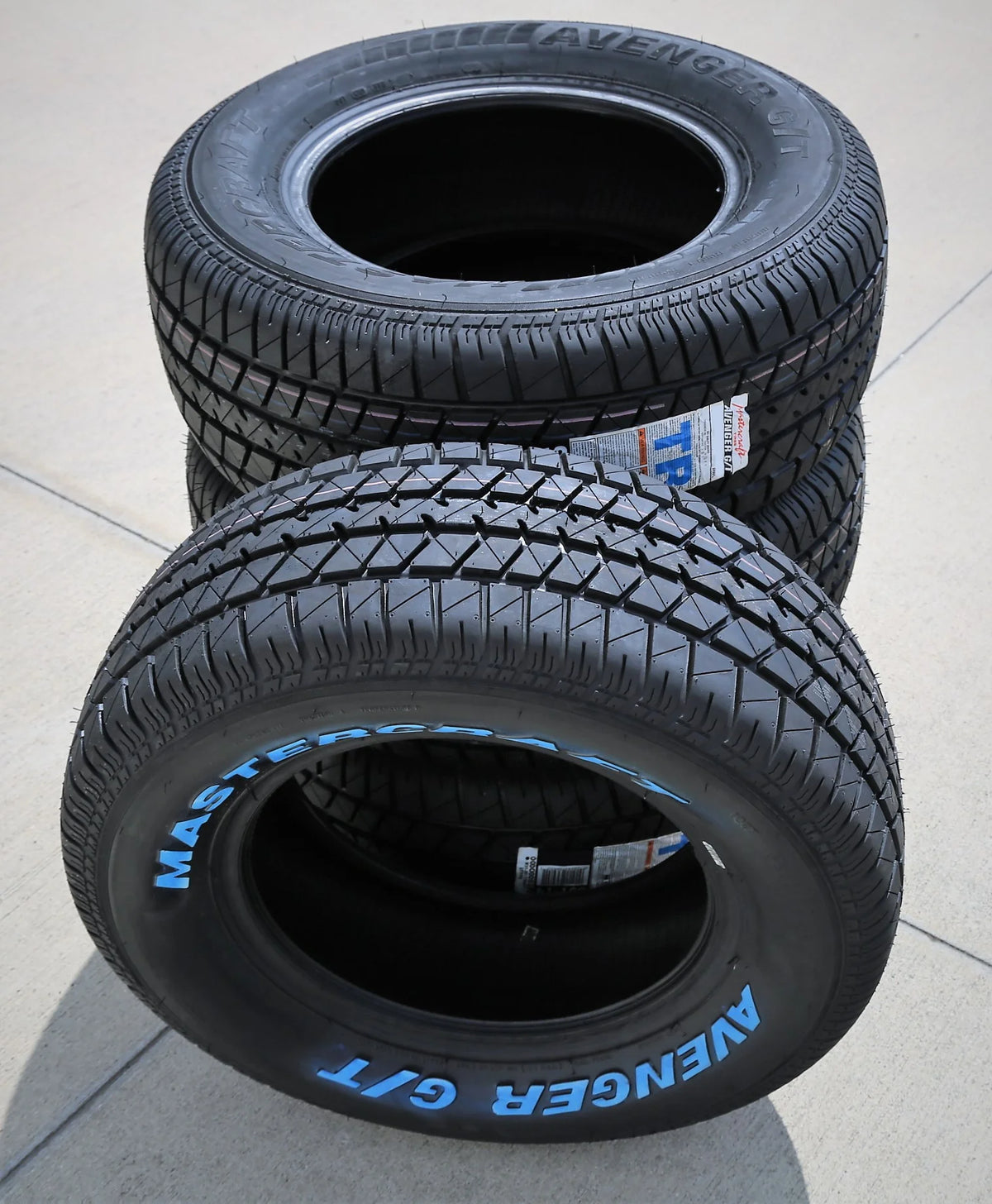 Set of 4 Mastercraft Avenger G/T 235/60R15 98T a/s All Season Tires