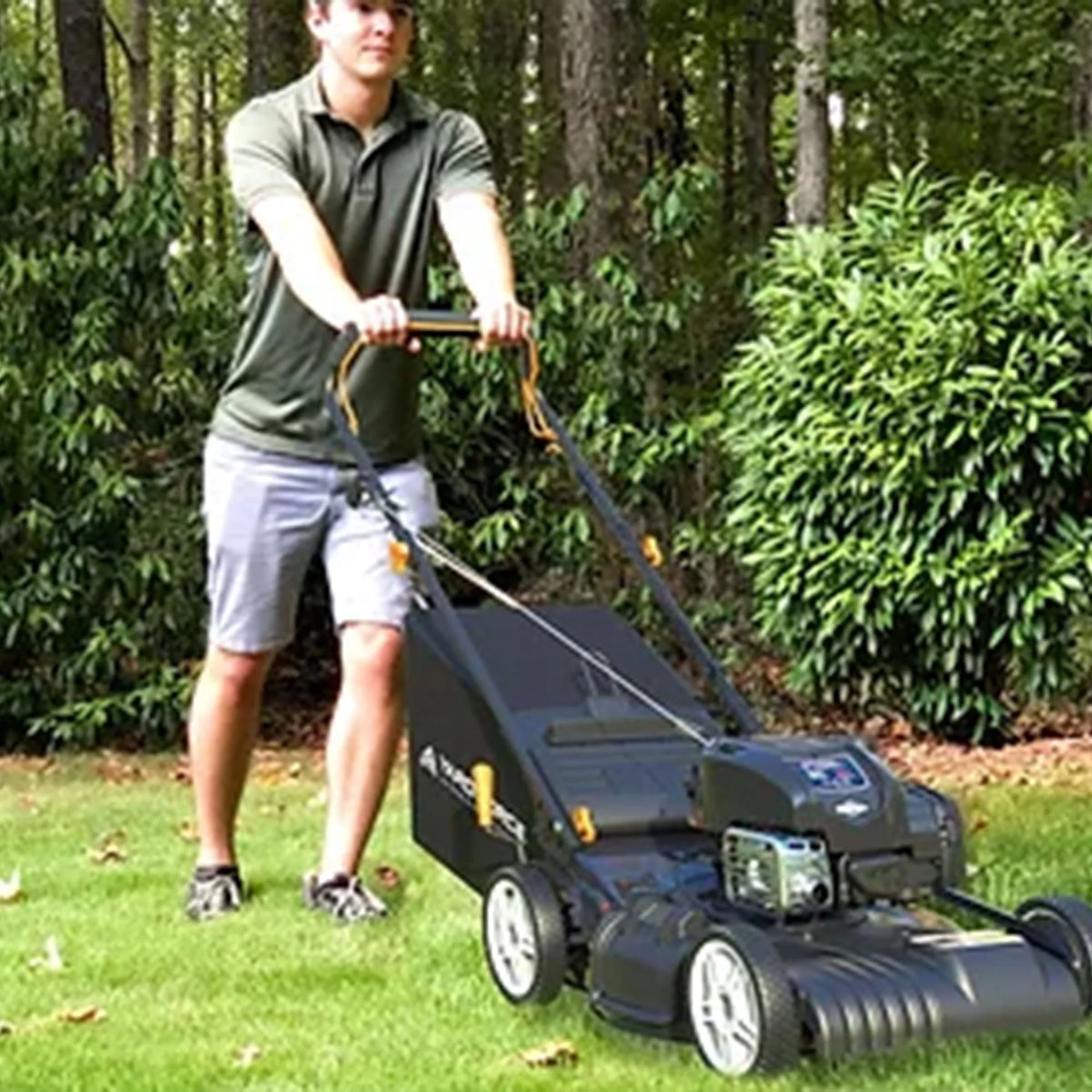 Yard Force Self Propelled FWD 3-n-1 Gas Push Lawn Mower with 22" Steel Deck