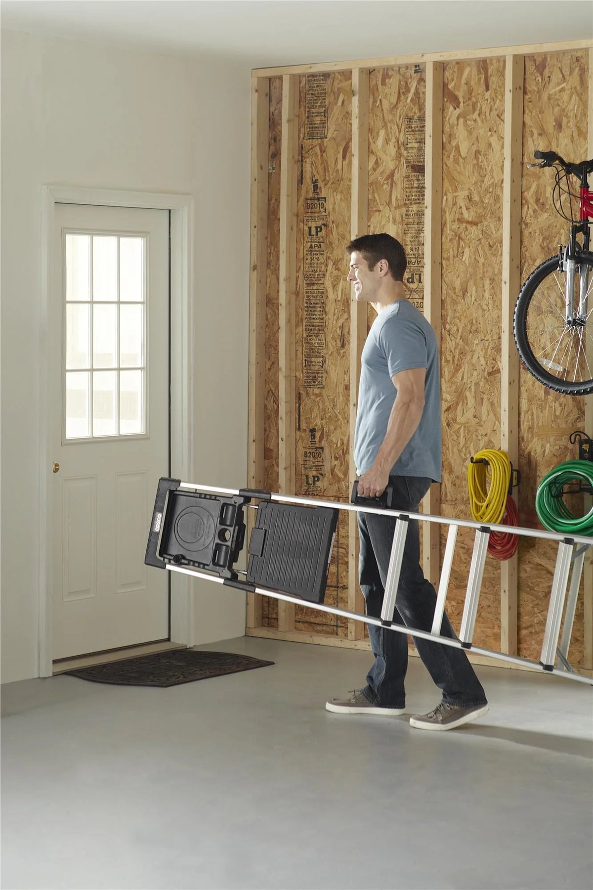 COSCO 6-foot Signature Series Step Ladder Type 1A, 300 lb. Capacity (Aluminum)