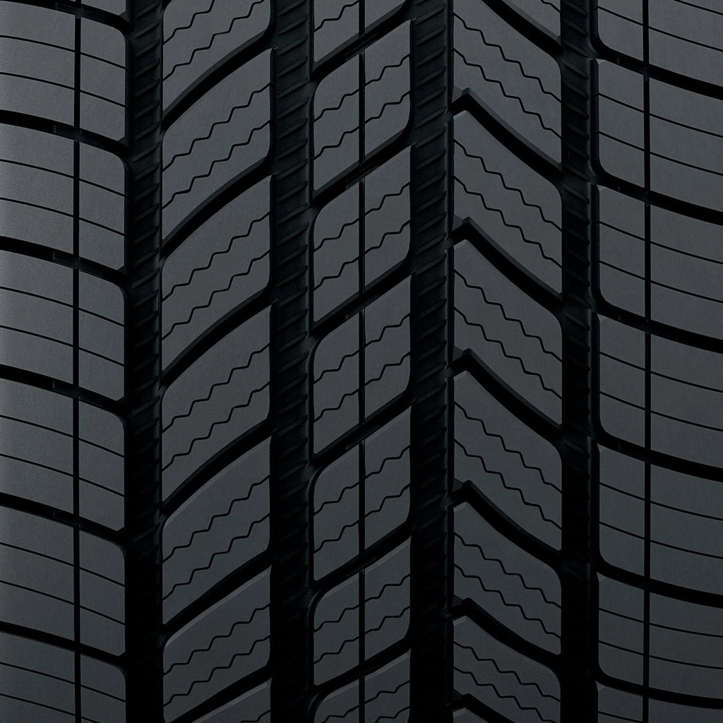 Bridgestone Turanza QuietTrack All-Season 225/50R17 94 V Tire