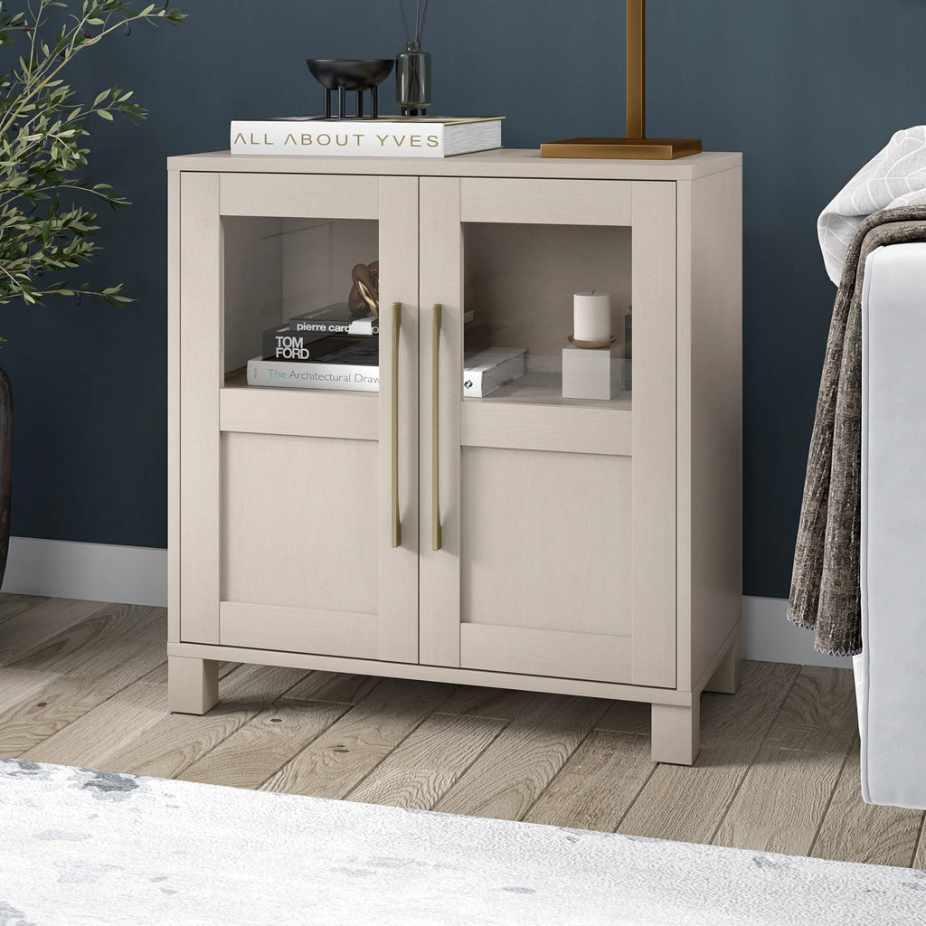Evelyn&Zoe Holbrook Rectangular Accent Cabinet, Alder White