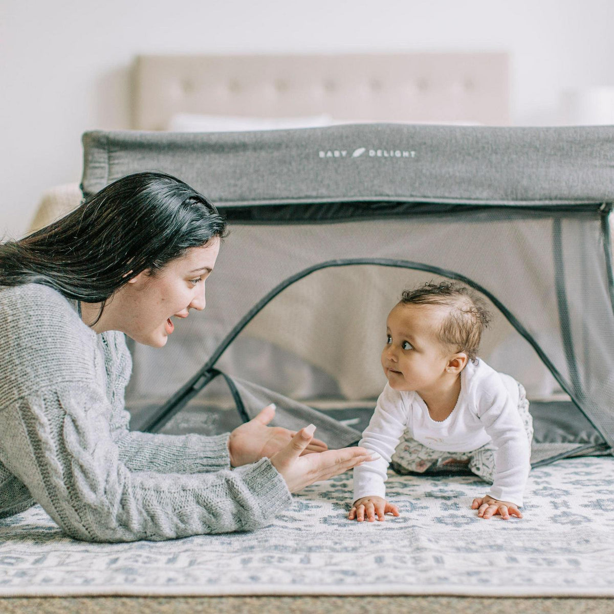 Baby Delight Deluxe Portable Crib &amp; Toddler Playard. Charcoal Tweed (Unisex)