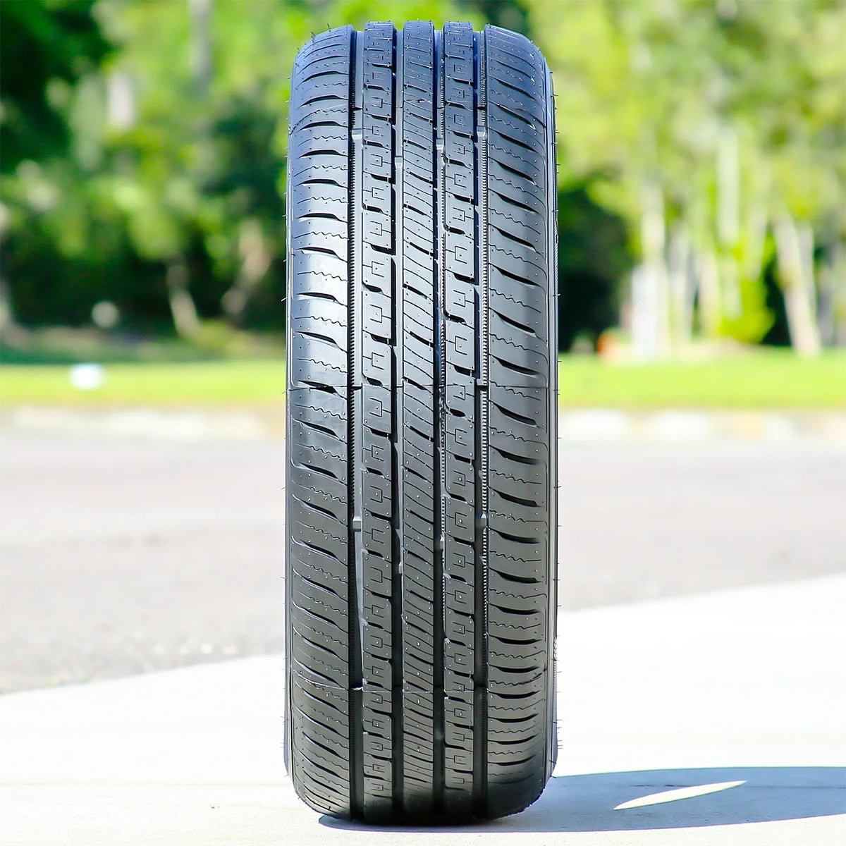Set of 4 (FOUR) Vercelli Strada I 255/55R18 109V XL A/S All Season Tires Fits: 2014-15 BMW X5 sDrive35i, 2011-13 BMW X5 xDrive35d