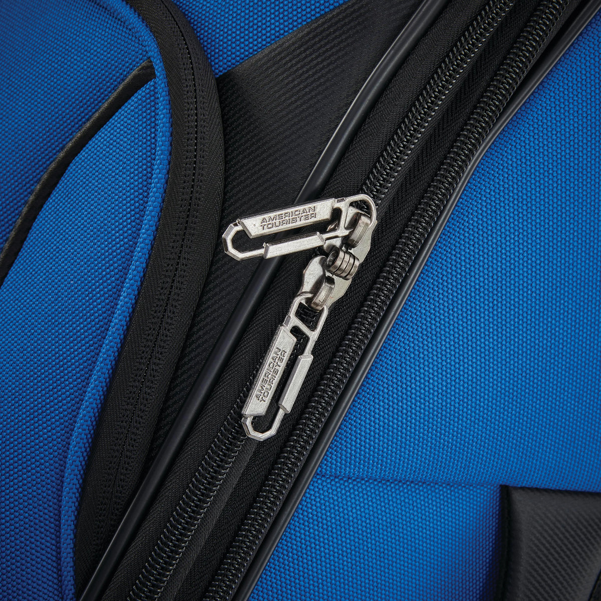American Tourister 4 KIX 2.0 20" Carry-on Spinner Luggage