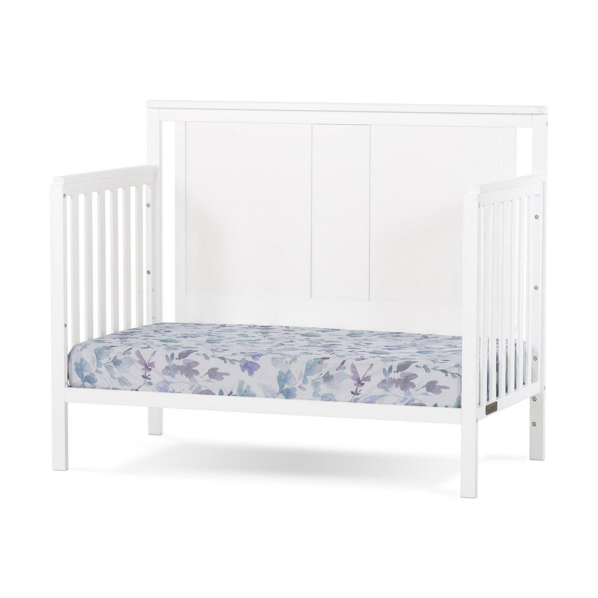 Child Craft Quincy 4-in-1 Convertible Crib. Baby Crib Converts to Day Bed. Toddler Bed and Full Size Bed. 3 Adjustable Mattress Positions. Non-Toxic. Baby Safe Finish (Matte White)