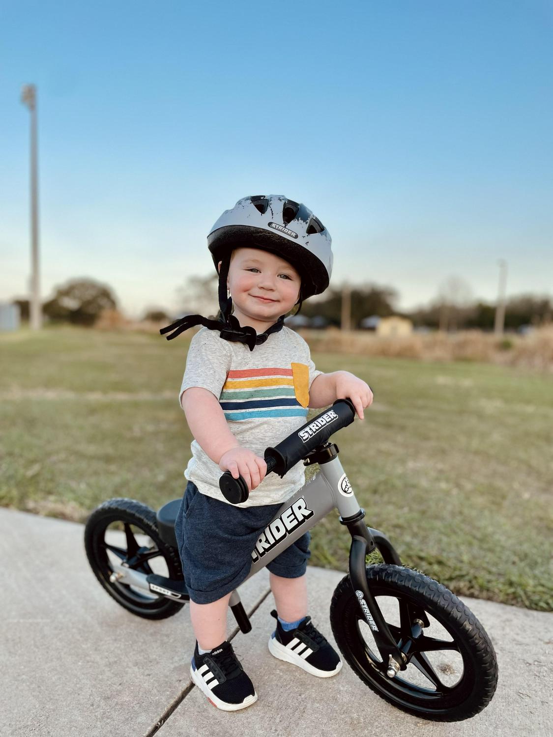Strider - 12 Sport Balance Bike. Ages 1 to 4 Years - Matte Gray