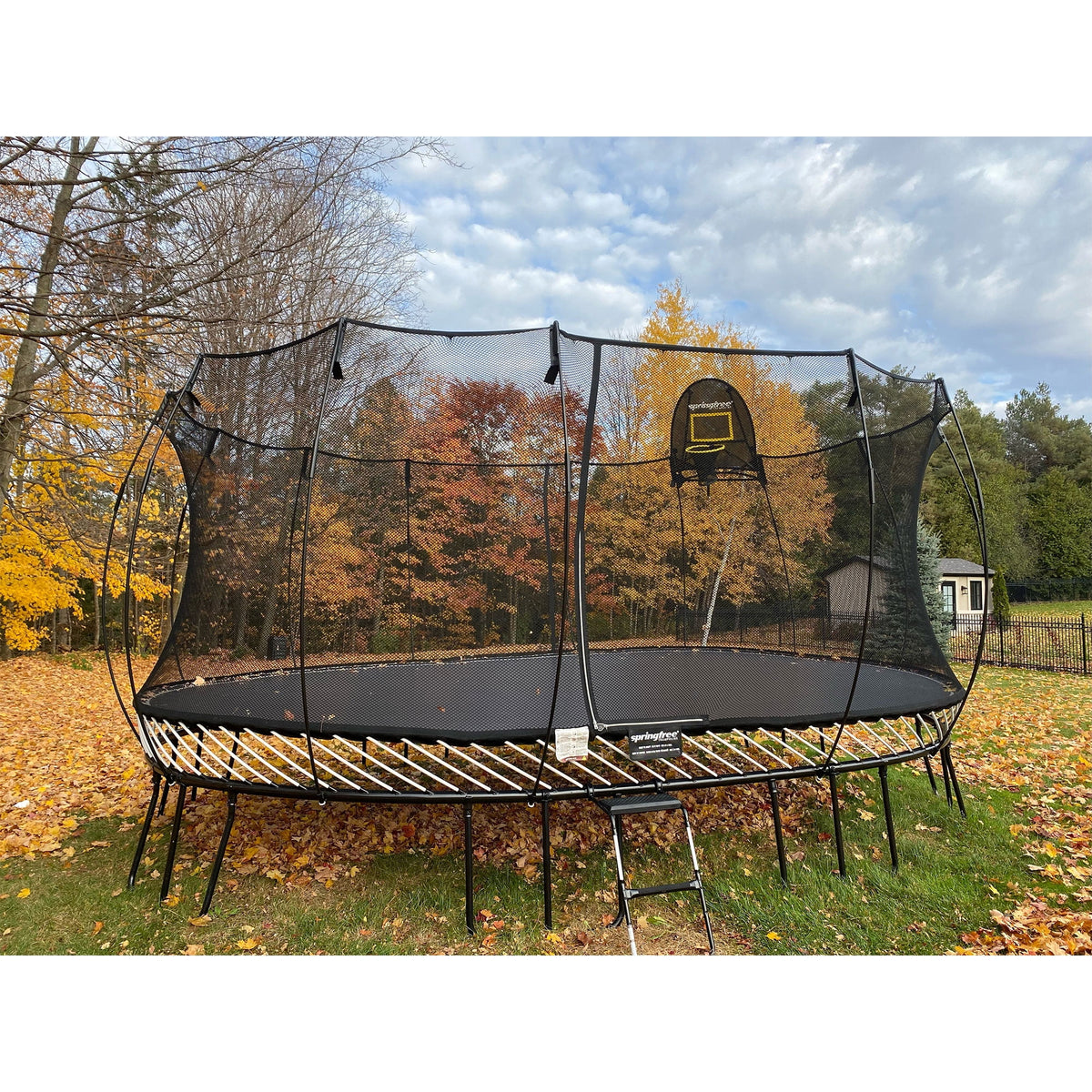 Springfree 8 x 13 ft Large Oval Trampoline w/ Safety Net & SoftEdge Mat