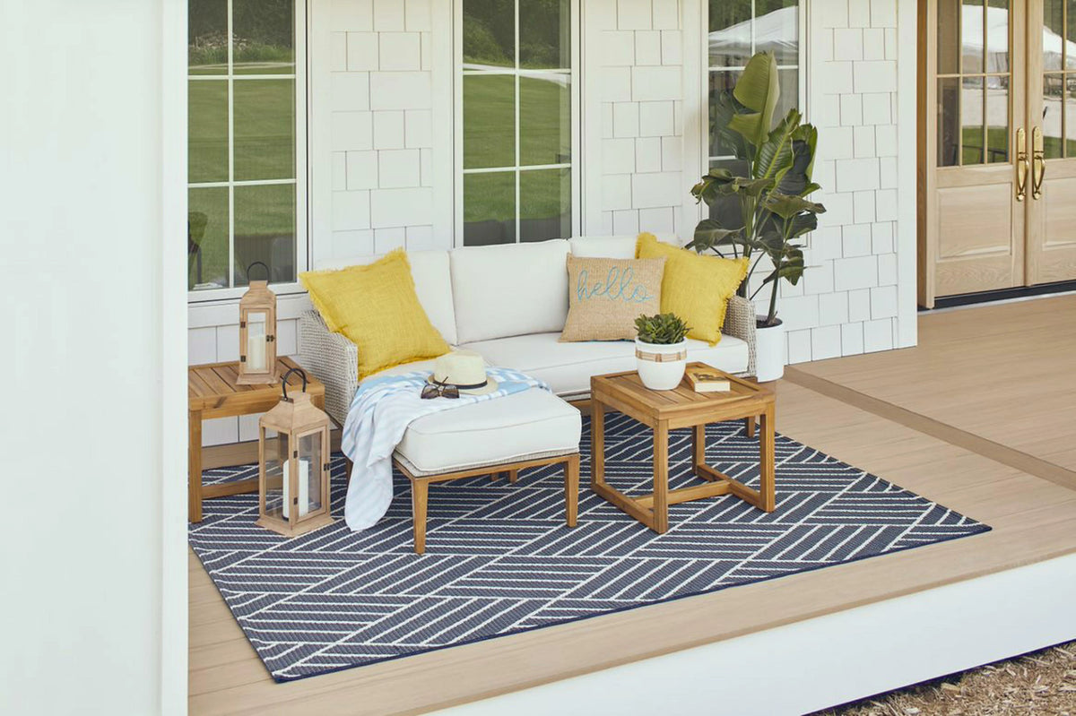Better Homes & Gardens Davenport Sofa Lounger with Two Acacia Wood Table with Cushions - White