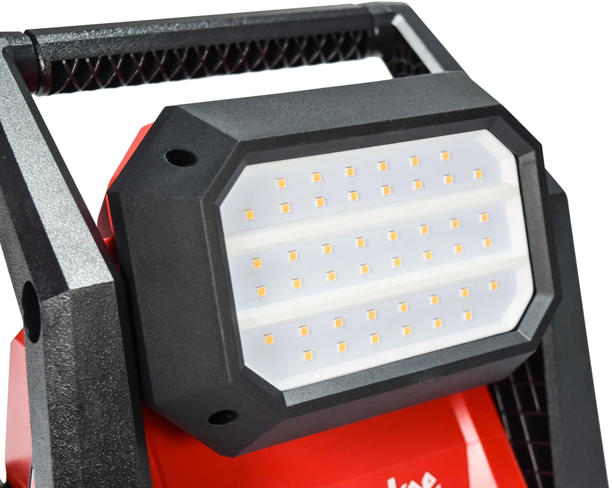 Milwaukee 2366-20 M18 ROVER Compact Lithium-Ion Dual Power 4000 Lumens Corded/ Cordless LED Flood Light (Tool Only)