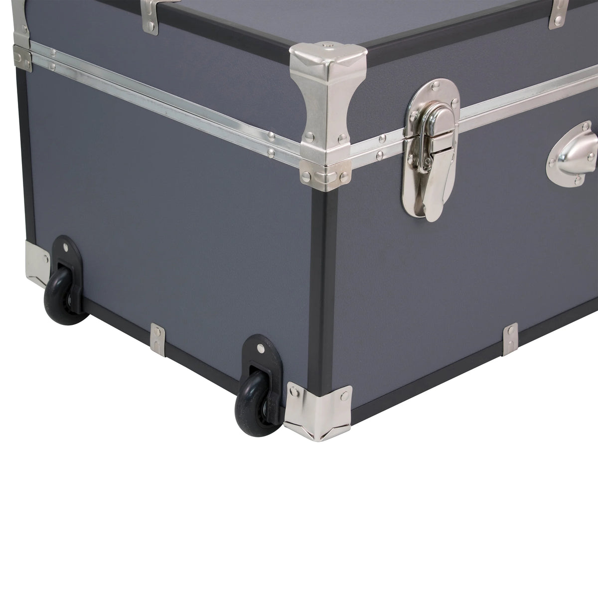 Seward Collegiate Collection Footlocker Trunk with Wheels