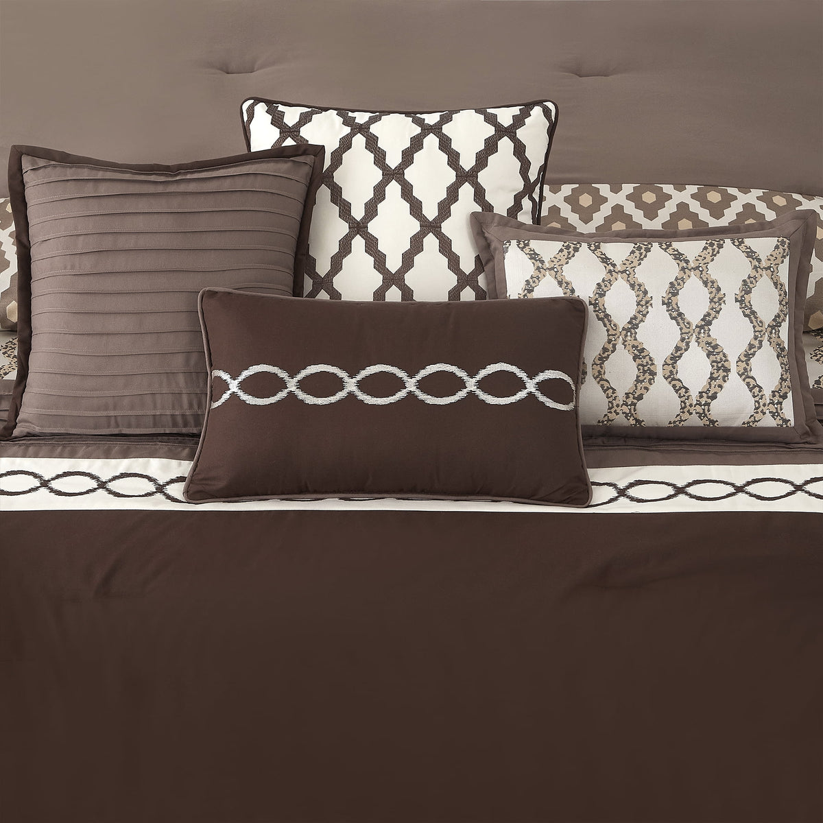 LANCO MODERN LIFESTYLE King Size Comforter Set, Burgundy, 10 Piece Bed in a Bag for All Seasons, Luxury Extreme Comfort Bedding Sets with Bedskirt, Pillow Shams, Euro Shams and Decor Pillows