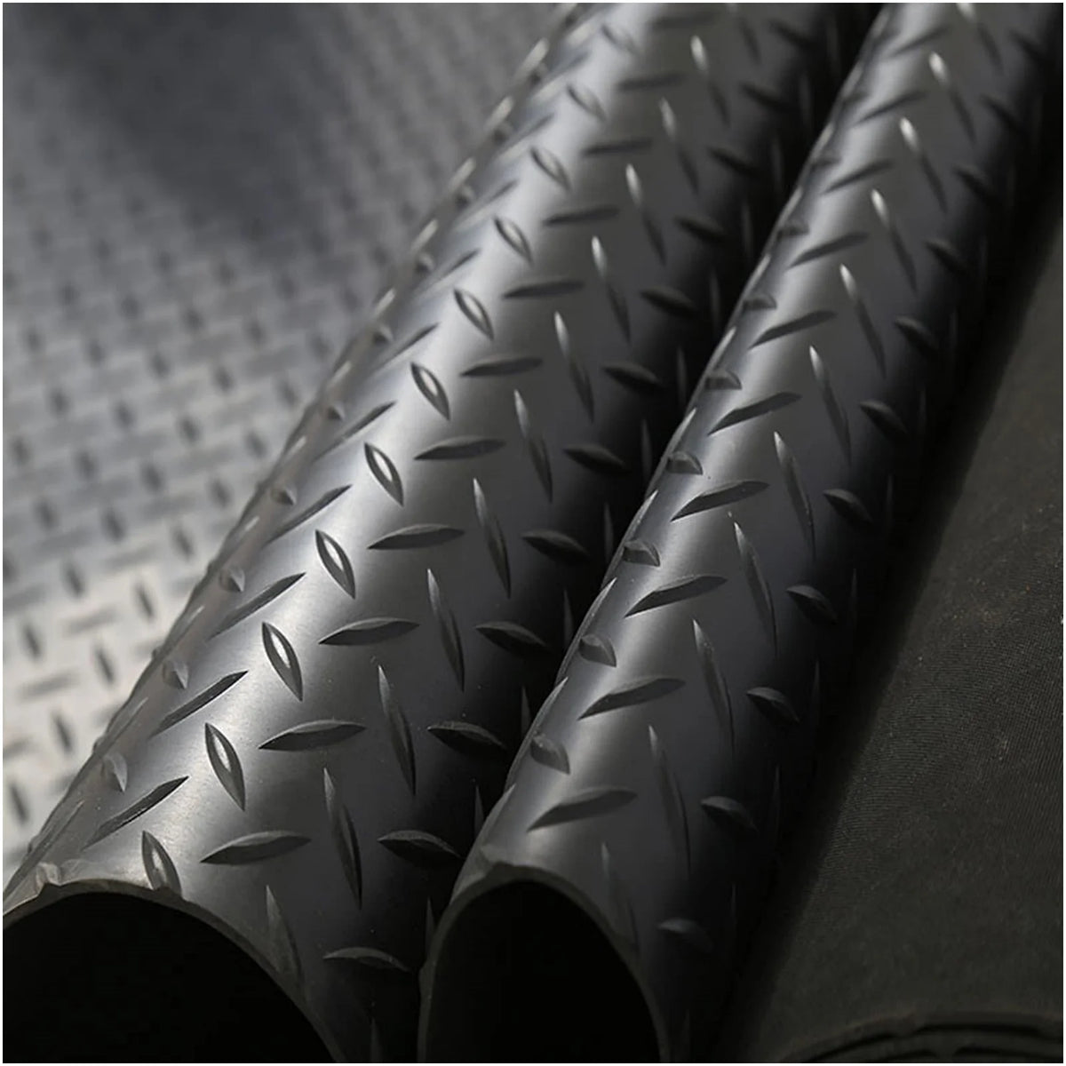 Heavy Duty Garage Flooring Mat Roll 2.5MM Thick Anti-Slip Trailer Floor Covering Raised Mat