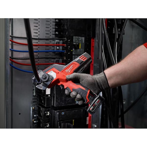 M12 12V Lithium-Ion Cordless 600 MCM Cable Cutter Kit with One 3.0Ah Battery, Charger and Hard Case