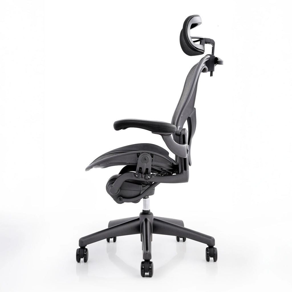 Herman Miller Aeron Chair Size B (𝙍𝙚𝙛𝙪𝙧𝙗𝙞𝙨𝙝𝙚𝙙)| Fully Adjustable Ergonomic Mesh Office Chair with Posture Fit Support, Tilt Limiter, and Roller Index Arm Adjustments With Headrest