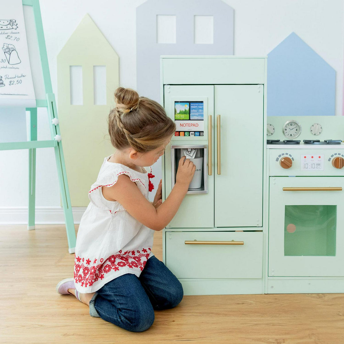 Teamson Kids Little Chef Charlotte Play Kitchen Set – Toddler Wooden Kitchen Playset with Stove. Sink &amp; Refrigerator. Toy Cooking Set for Ages 1-7. Mint/Gold