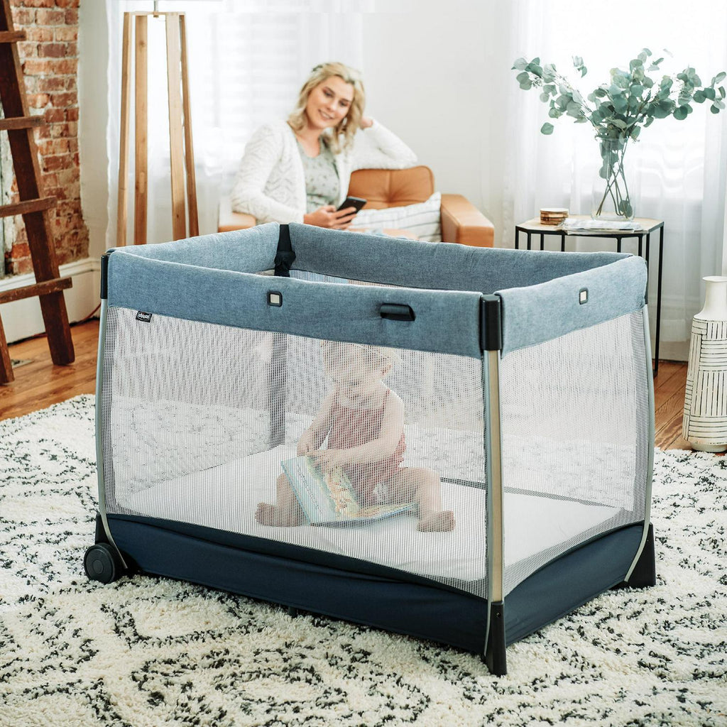Chicco Lullaby Primo All-in-One Playard with Toy Bar and Deluxe Parent Organizer - Lakeshore (Navy)