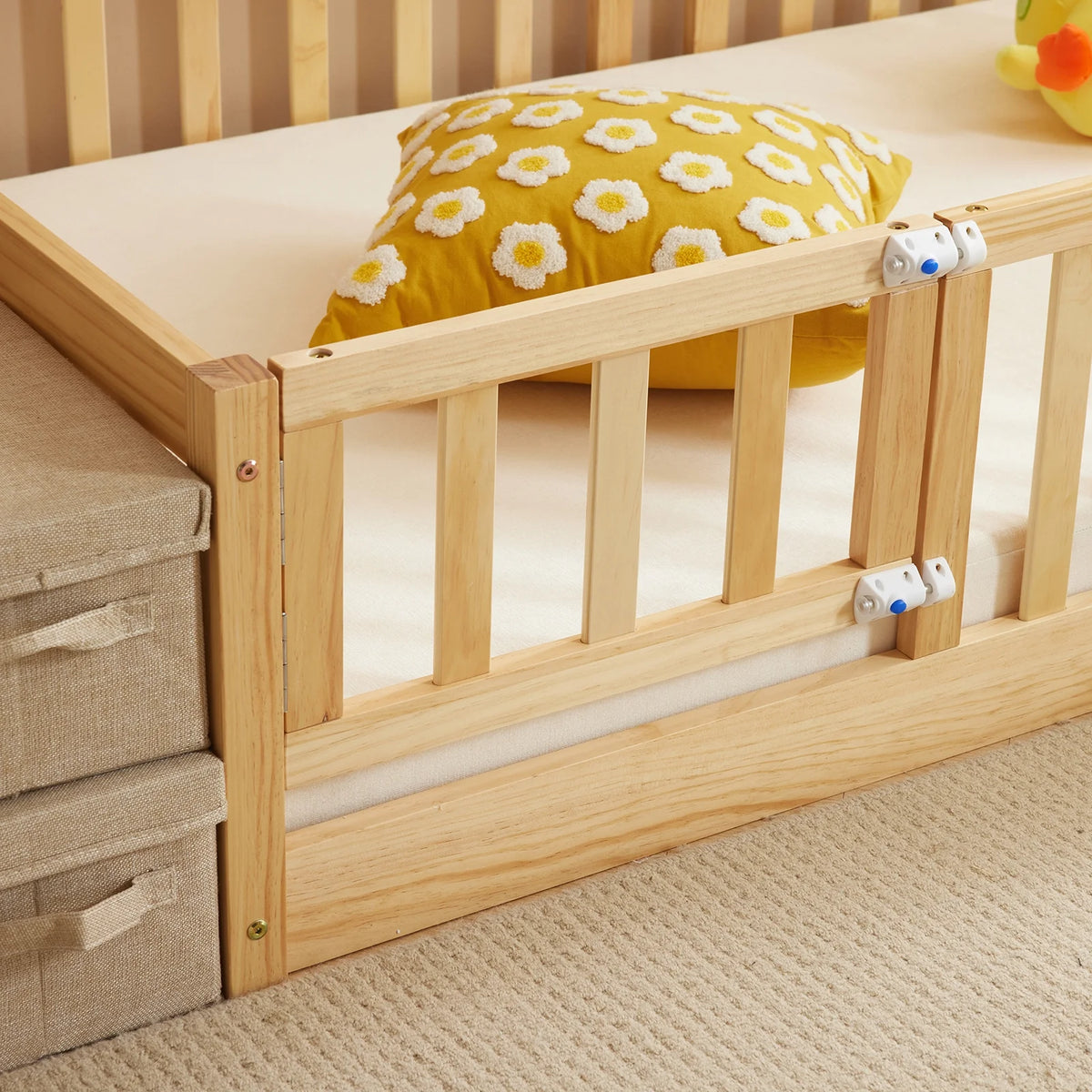 Zimtown Montessori Floor Bed Frame, Full Size Kids Toddler Bed with Fence and Door, Wooden Platform Bed, White