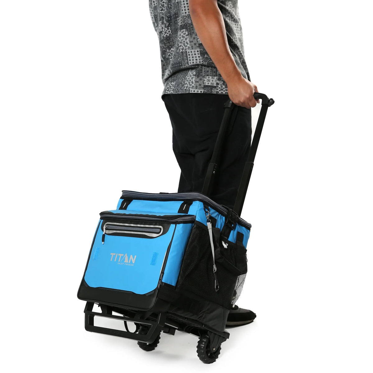 Arctic Zone? Titan Deep Freeze? 60(50+10) Can/40 Quart Wheeled Cooler - Process Blue