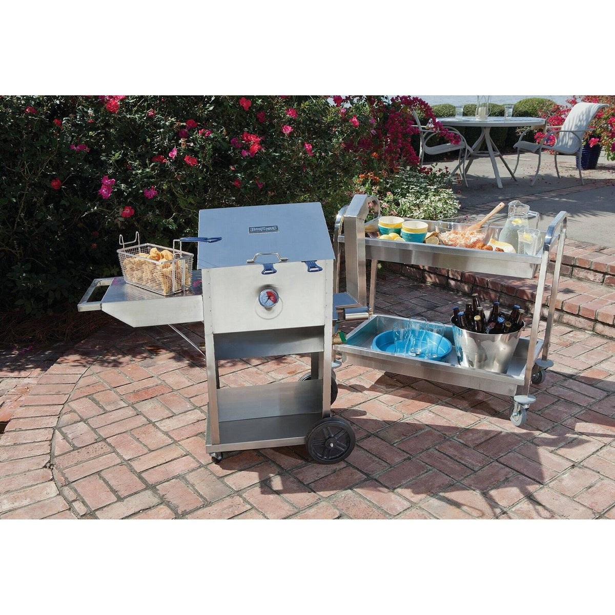 Bayou Classic Outdoor 9 gal. Bayou Fryer with Cart