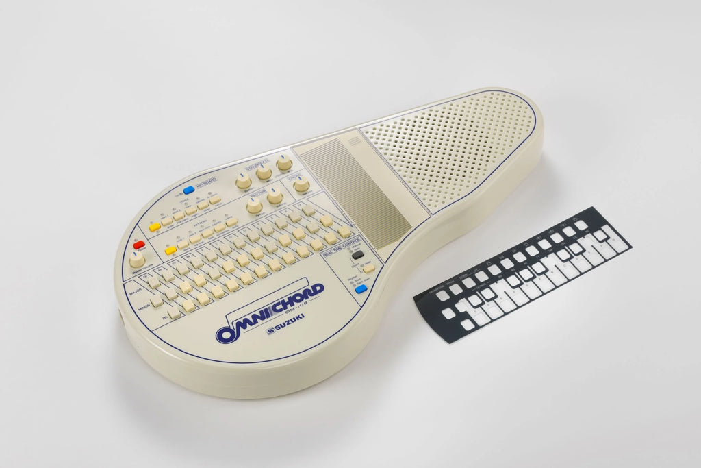 Suzuki OM-108-U Omnichord Electronic Musical Instrument with Strumplate