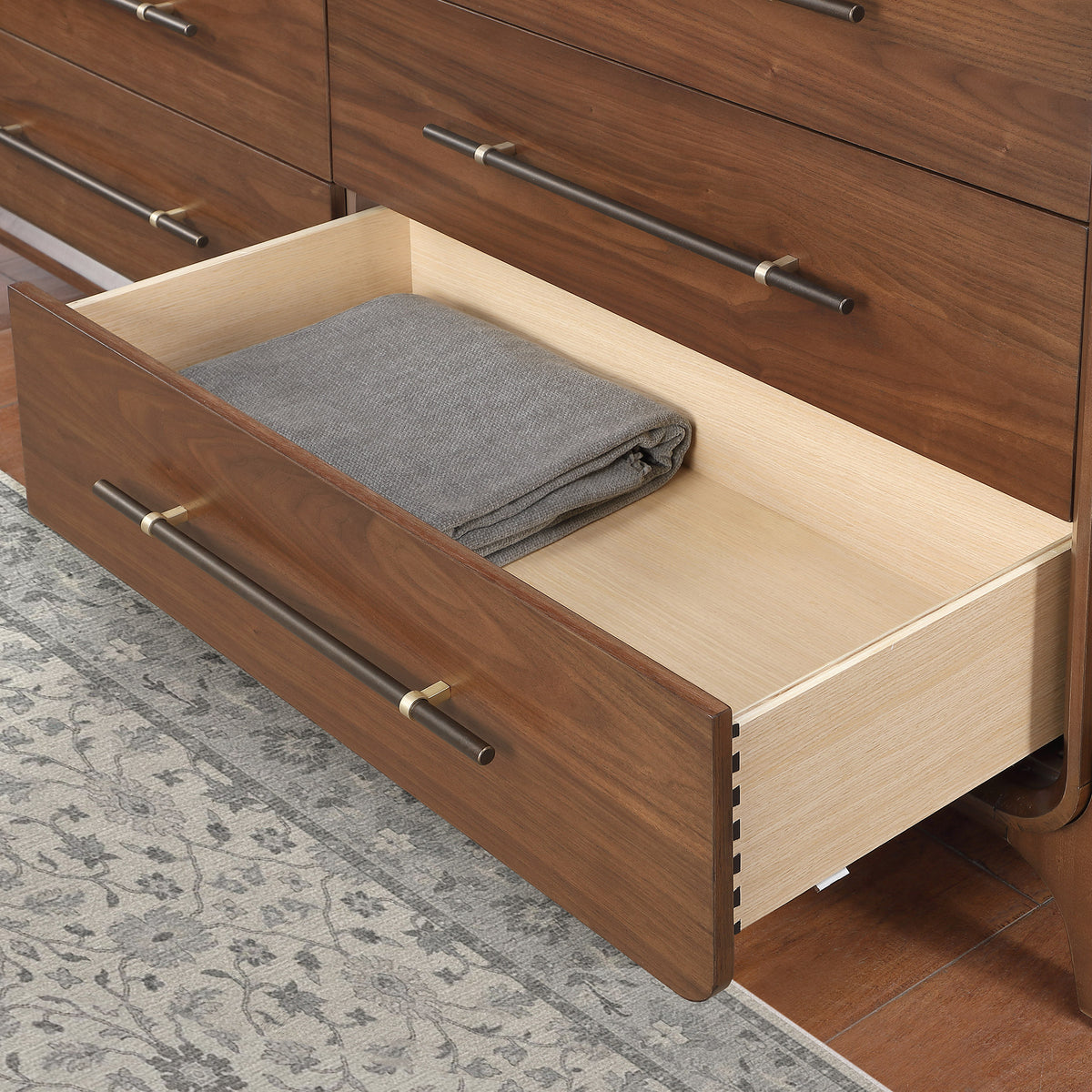 Rockford 6-Drawer Dresser