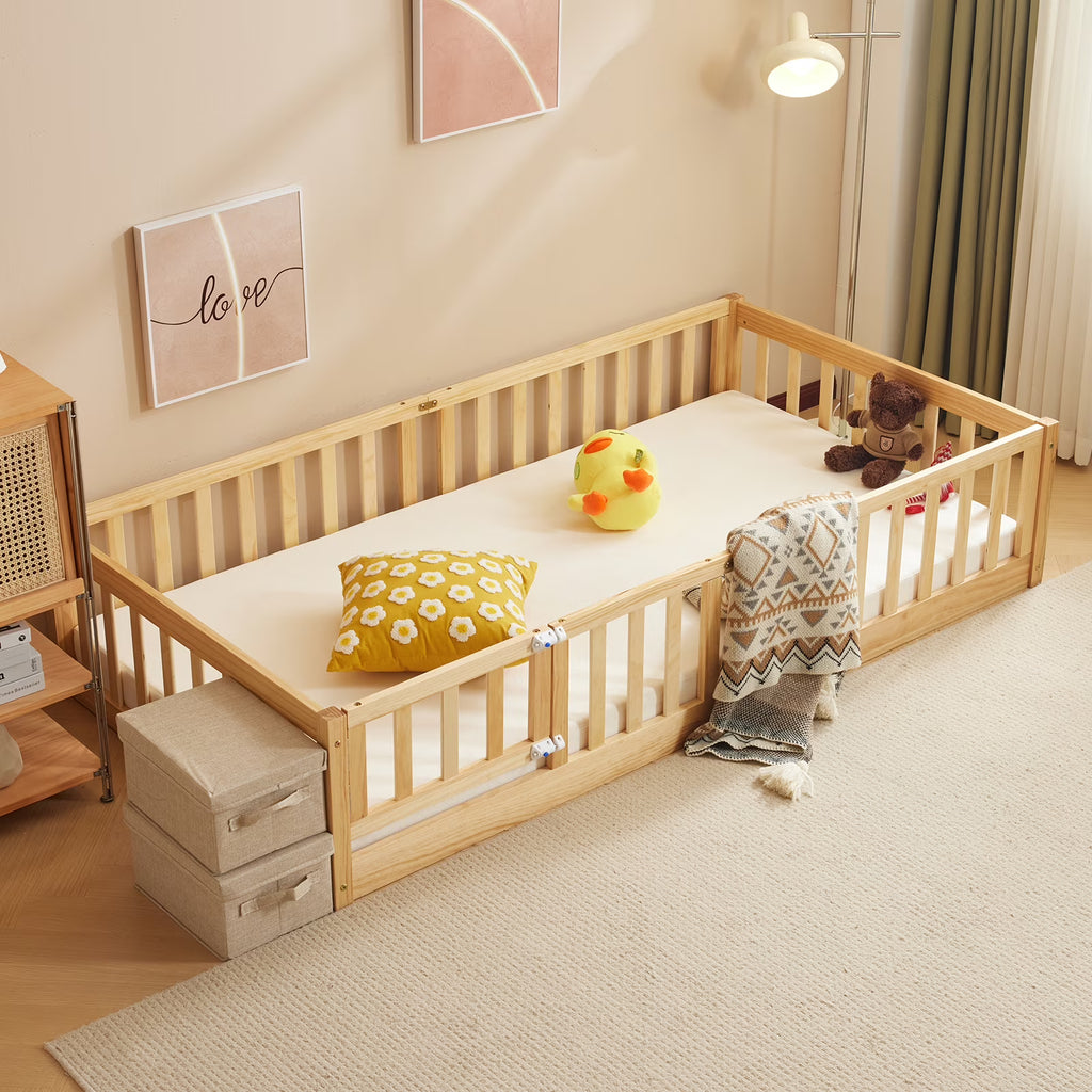Zimtown Montessori Floor Bed Frame, Full Size Kids Toddler Bed with Fence and Door, Wooden Platform Bed, White