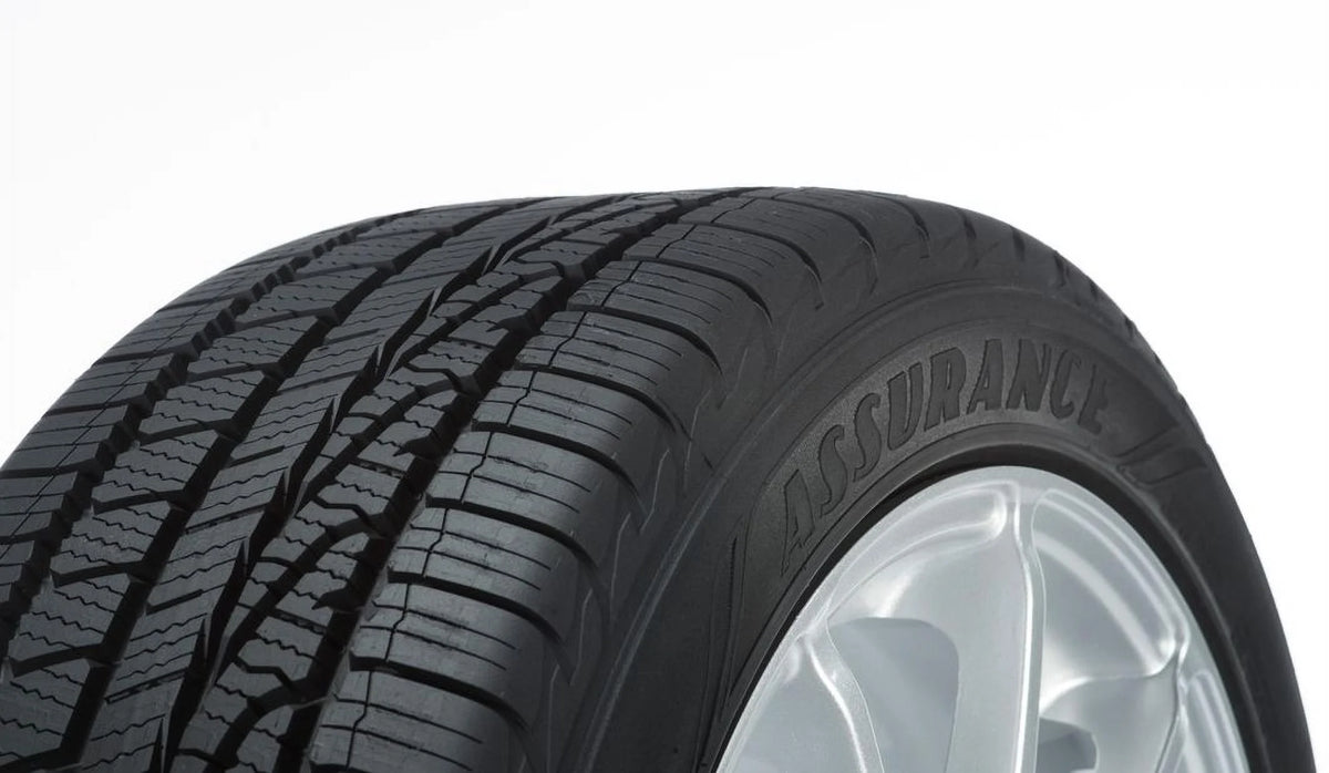 Goodyear Assurance Weatherready 215/65R17 99H All-Season Tire