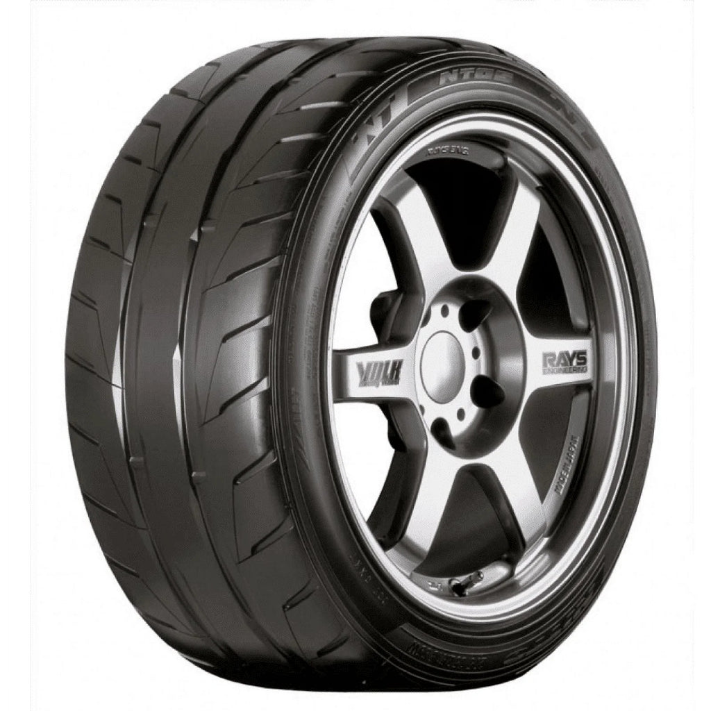 Nitto NT555RII 275/40-18 94 W Tire