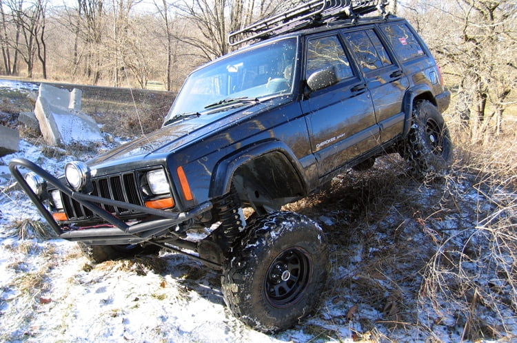 Rough Country 4.5" Lift Kit for 1984-2001 Jeep Cherokee XJ | 2.5/4.0L - 68940