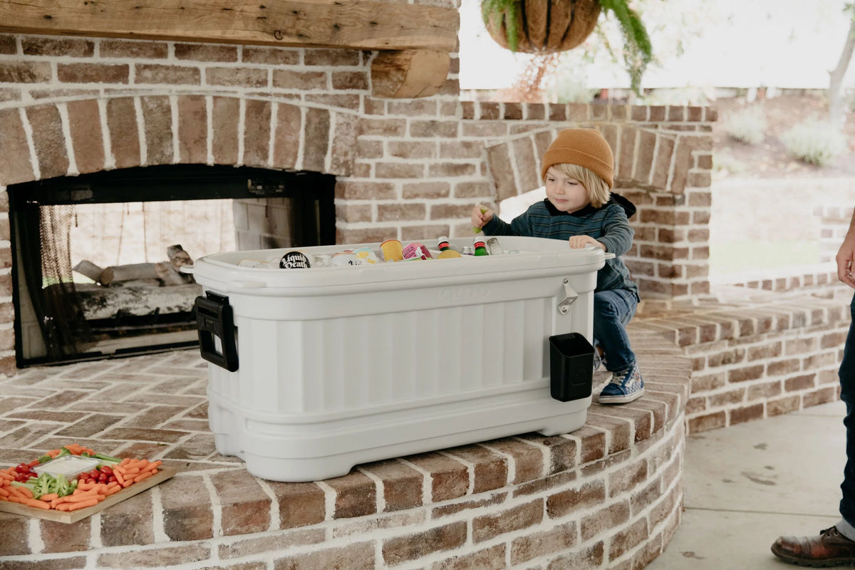 Igloo 125 qt. Party Bar Wheeled Ice Chest, White and Black