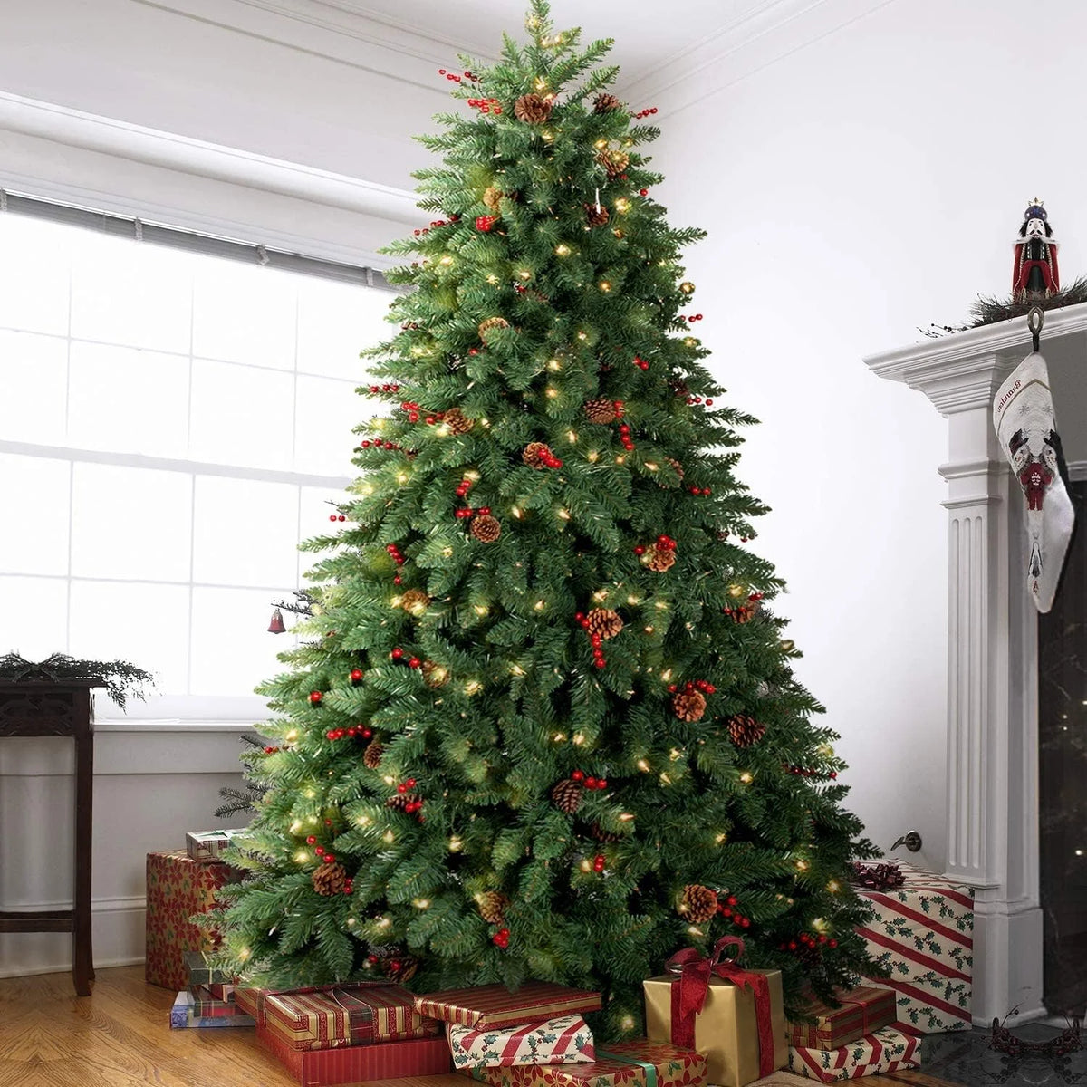 Jostyle 4.5FT Pre-Lit Christmas Tree, Decorated with 300 Clear Lights and Realistic 516 Thicken Tips