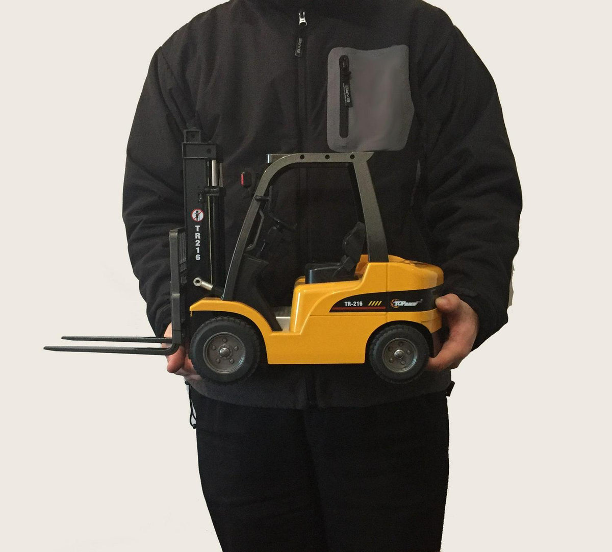 Top Race Jumbo Remote Control Forklift Toy - 13″ Tall. 8 Channel Full Functional RC Forklift for Boys - Heavy Metal Construction. High Powered Motors. 1:10 Scale - TR-216