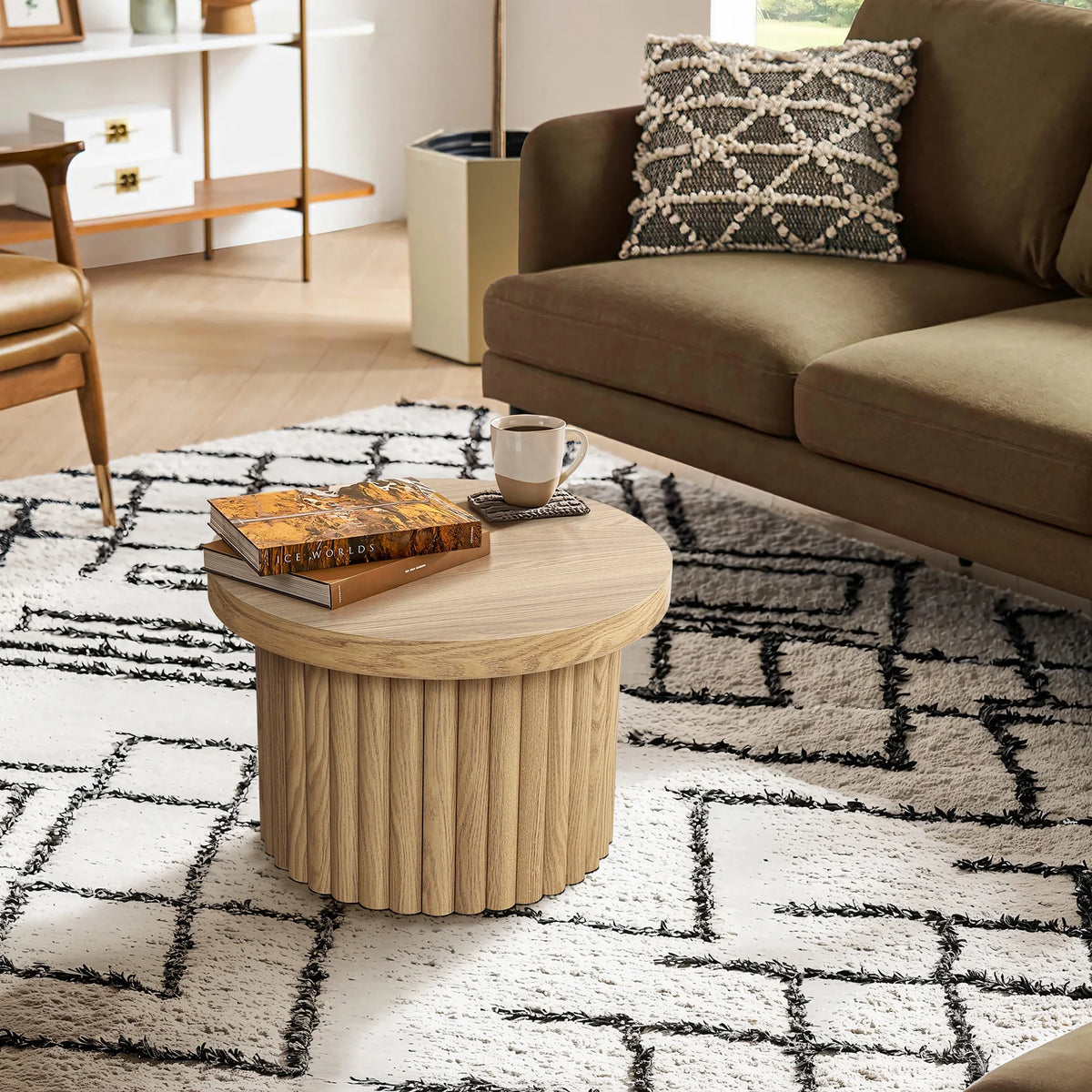 LuxenHome Wood Round Side Table, 19" Fluted End Table for Small Spaces, Mid Century Modern Wooden Accent Tables, Small Bedside Table, Couch Side Table, Nightstand for Living Room Bedroom Couch