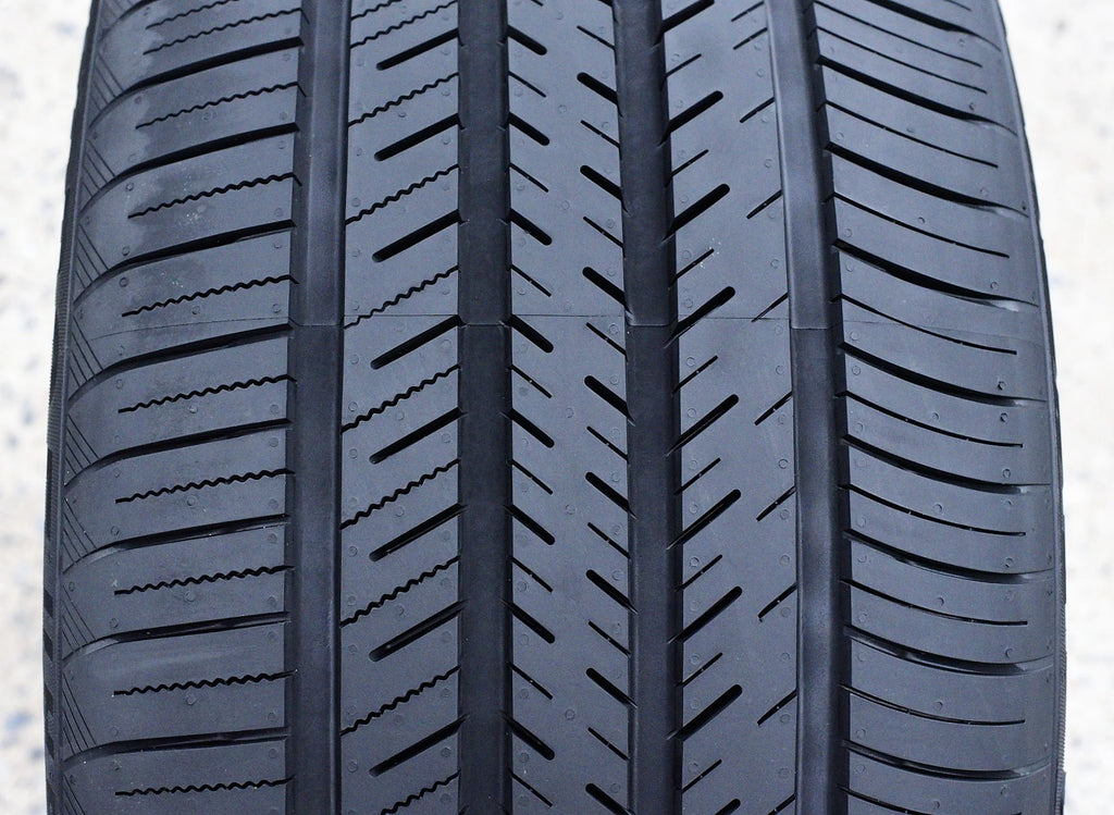 Set of 4 (FOUR) Atlas Force UHP 255/60R19 109H A/S Performance All Season Tires Fits: 2010 Buick Enclave CXL, 2021 Lincoln Aviator Base