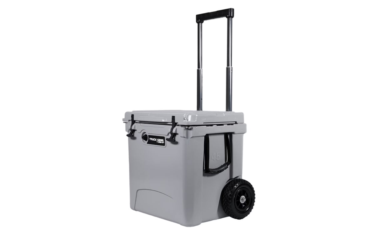 45QT TOWABLE COOLER W ACCESSORIES