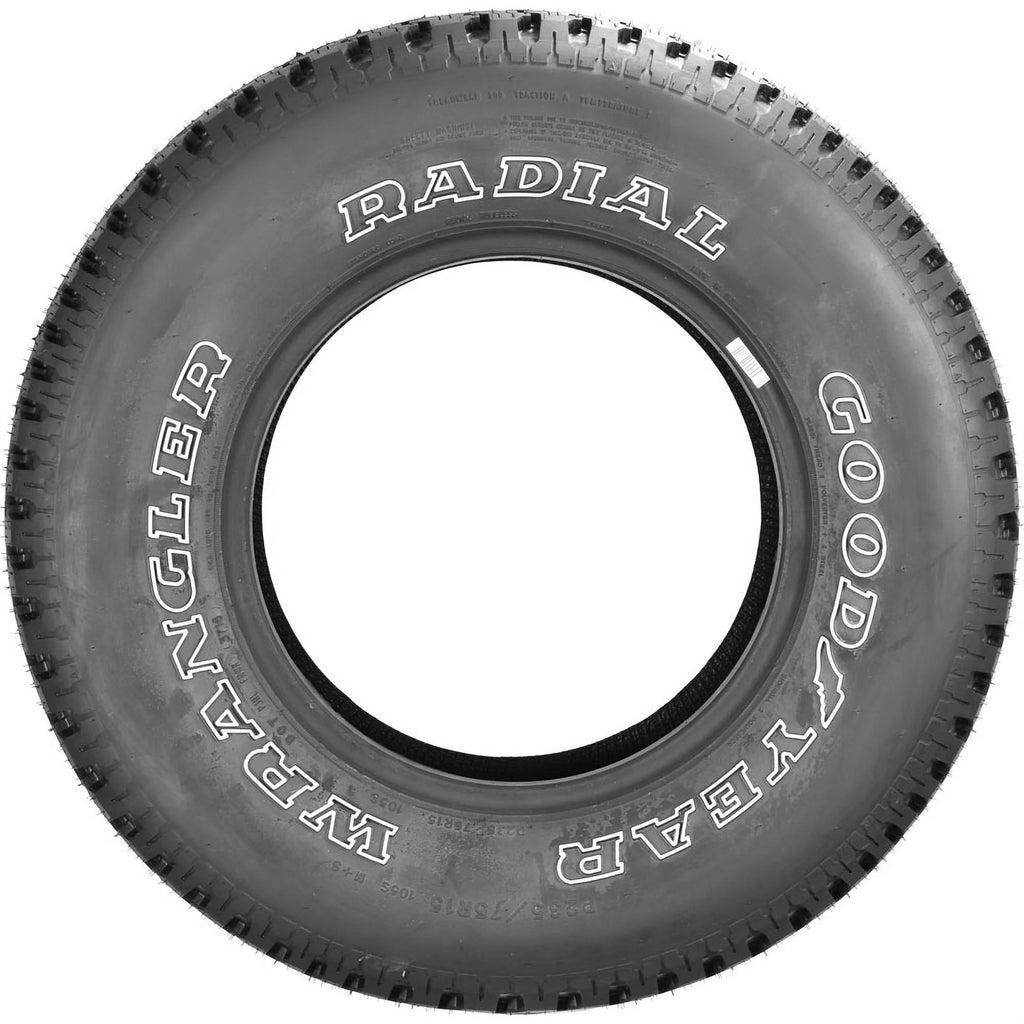 Goodyear Wrangler Radial 235/75R15 105S All-Season Tire Fits: 1995-99 Chevrolet Tahoe LT, 1999 Chevrolet Silverado 1500 Base