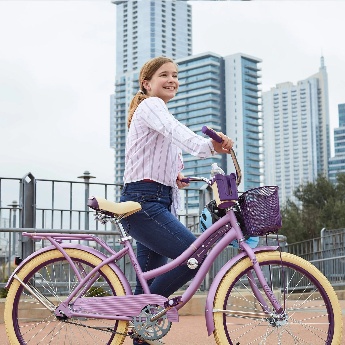 Huffy 24" Nel Lusso Cruiser Bike, Fits Riders 4'8" - 5'8", Purple, Adult, Women's