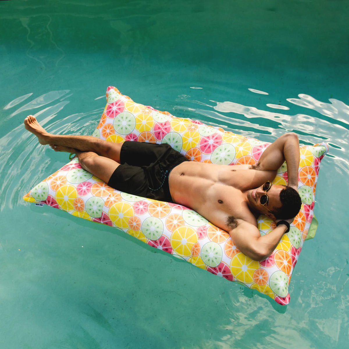 Big Joe Lagoon Lounger No Inflation Needed Pool Float, Americana Nautical Stripe Double Sided Mesh, Quick Draining Fabric, 5 feet Giant
