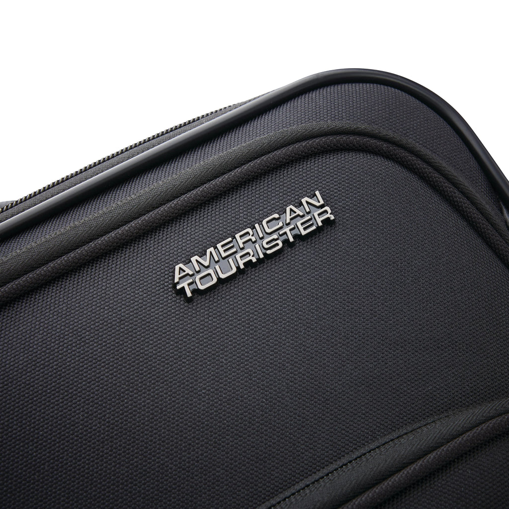 American Tourister 4 KIX 2.0 20" Carry-on Spinner Luggage
