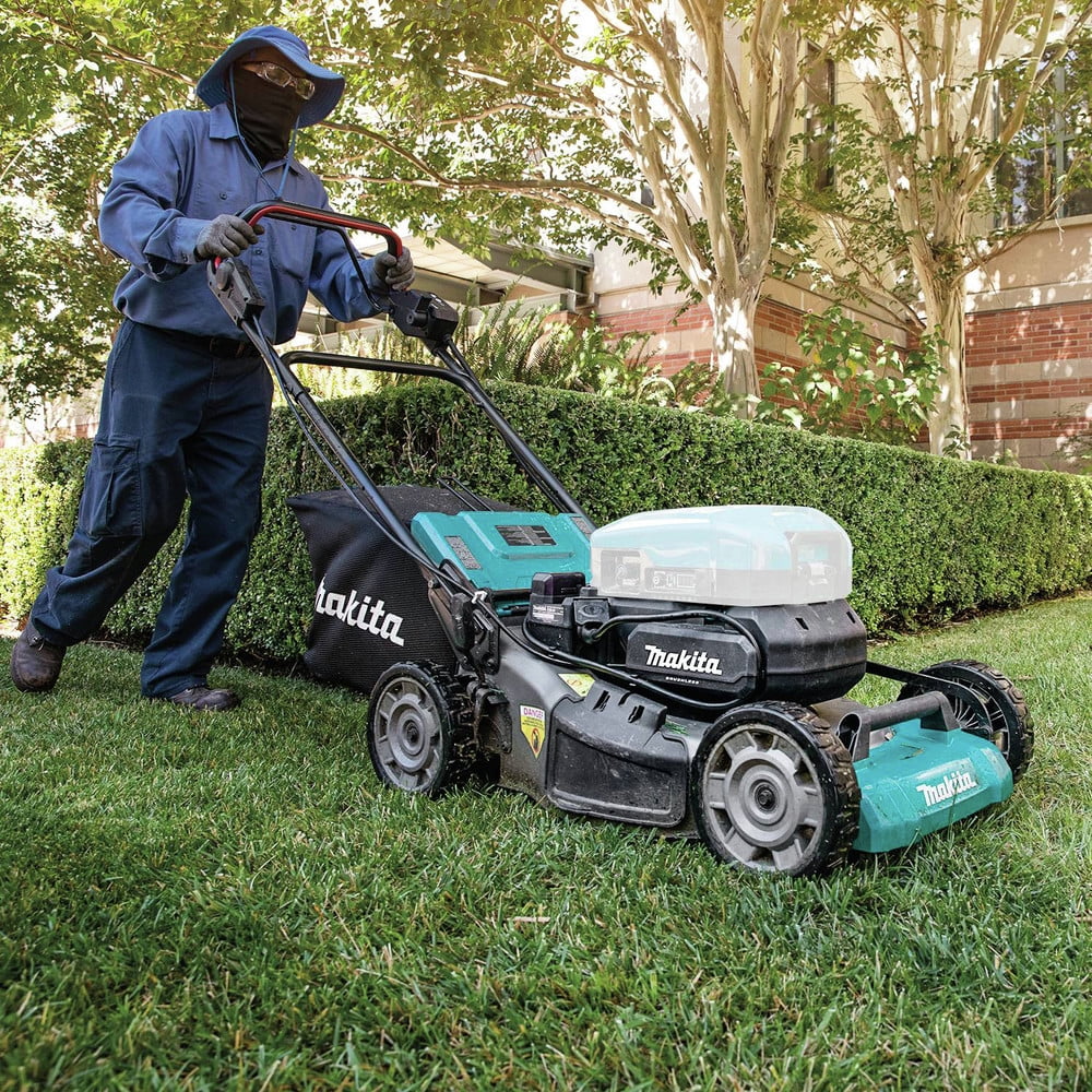 Makita CML01Z ConnectX 36V Brushless Lithium-Ion 21 in. Self-Propelled Commercial Lawn Mower (Tool Only)